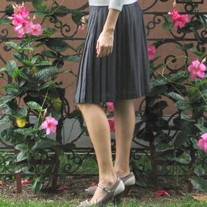 ❌SOLD❌ The Limited VTG 90s Pleated Prep School Skirt